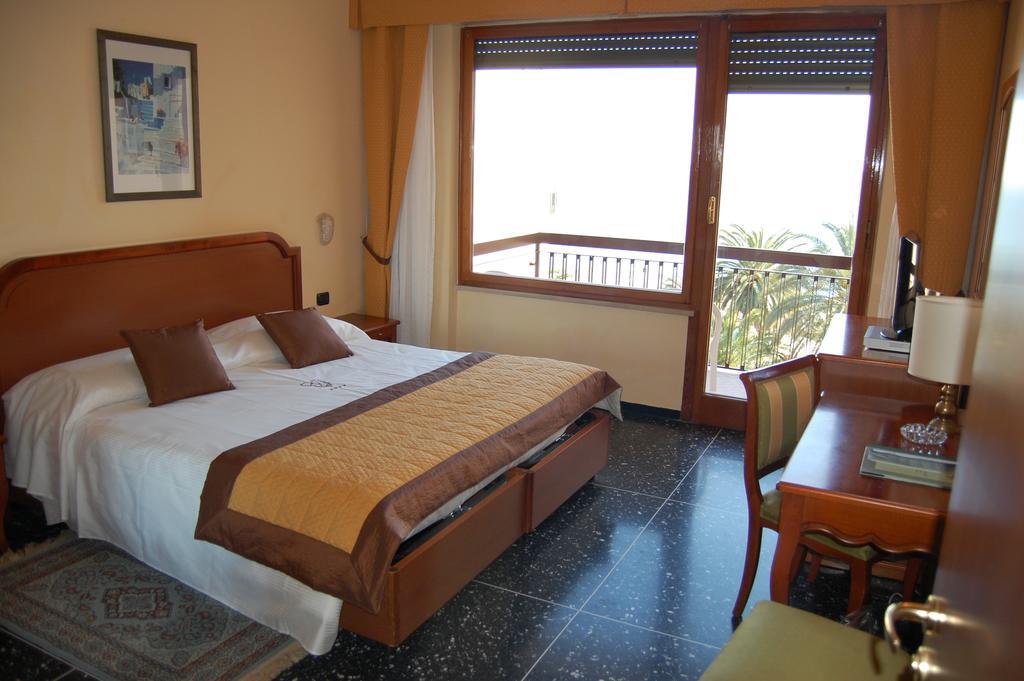 Grand Hotel Moroni Финале Лигуре Номер фото
