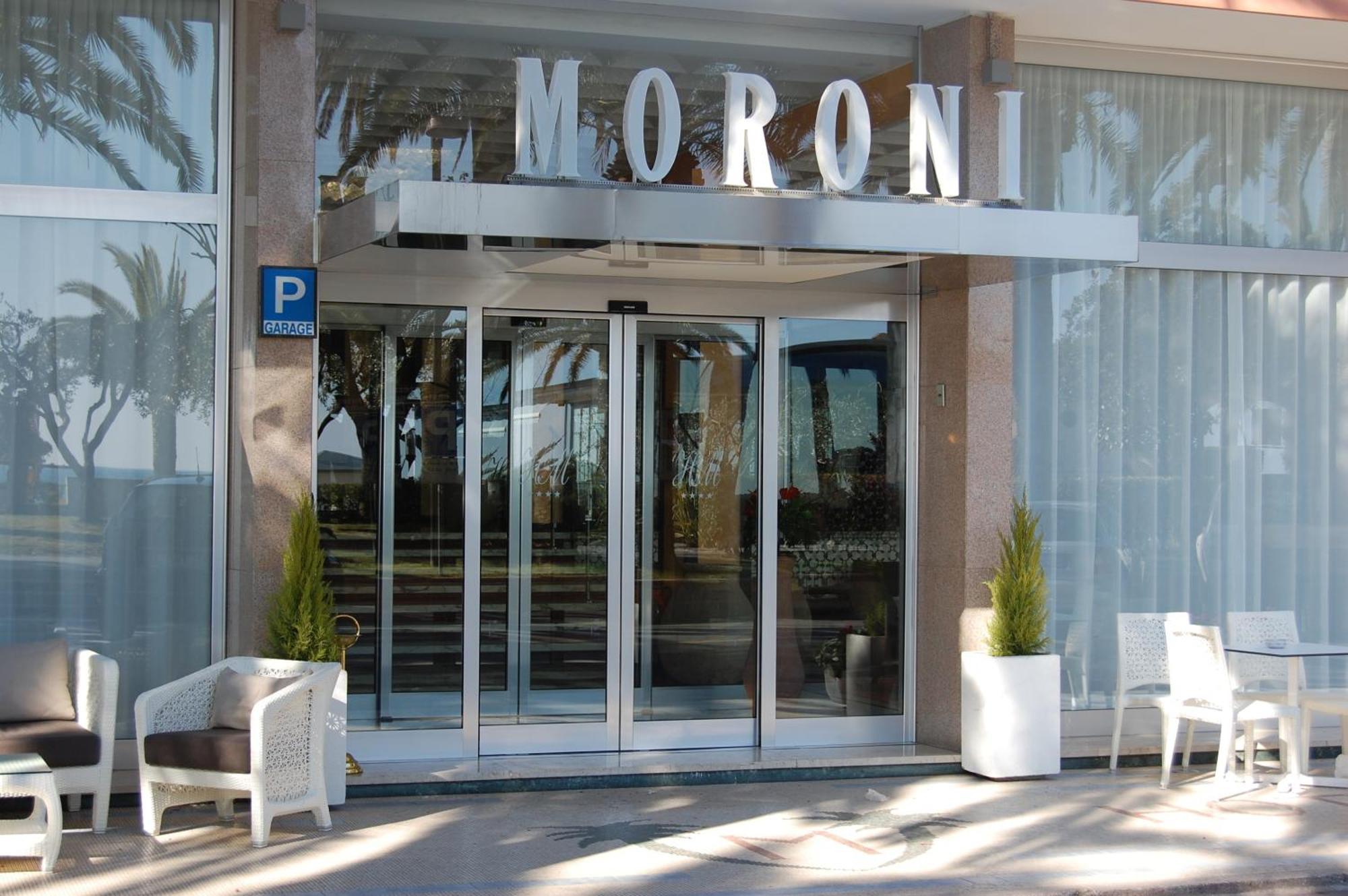 Grand Hotel Moroni Финале Лигуре Экстерьер фото